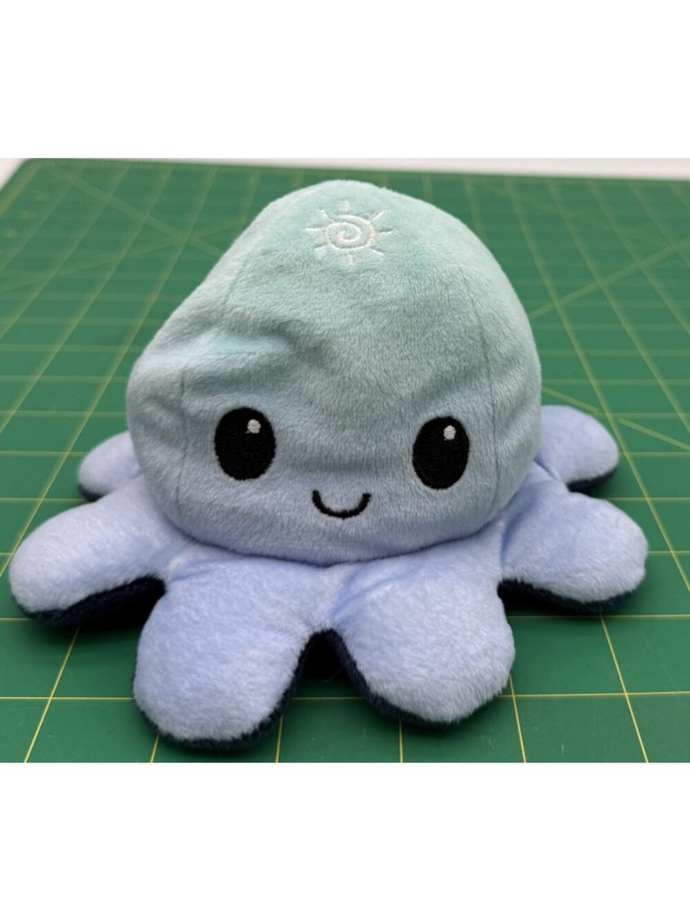 2021 TeeTurtle Reversible Octopus  Dark Blue Light Blue Ocean Day Night Plush 6”